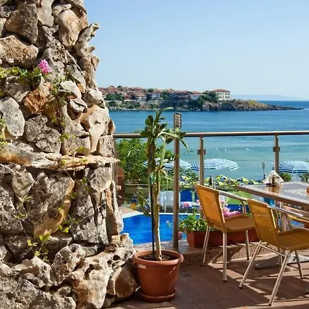 Ξενοδοχείο List 4*
